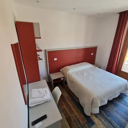 Ricci 16 - & 게스트하우스 리보르노